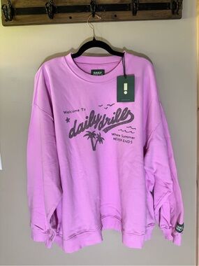 DAILY DRILLS Vacation Crew in the color Taffy and Mocha, size XS/S. NWT